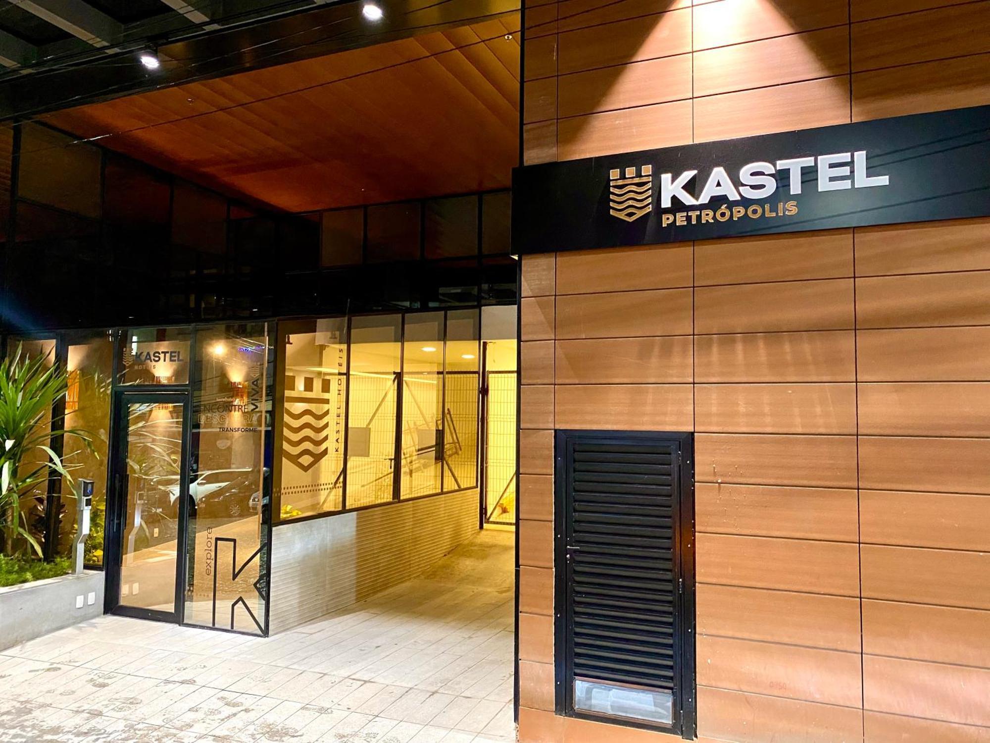 Отель Kastel Petropolis Экстерьер фото